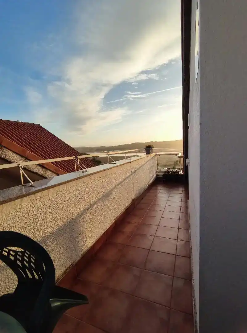 Terrassa de Àtic de lloguer en Miengo amb Parquet, Moblat i Forn