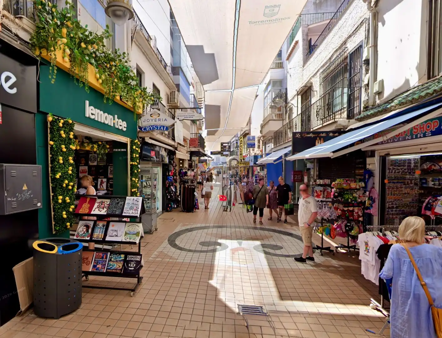 Exterior view of Commercial properties for rent in Torremolinos  with Air Conditioner