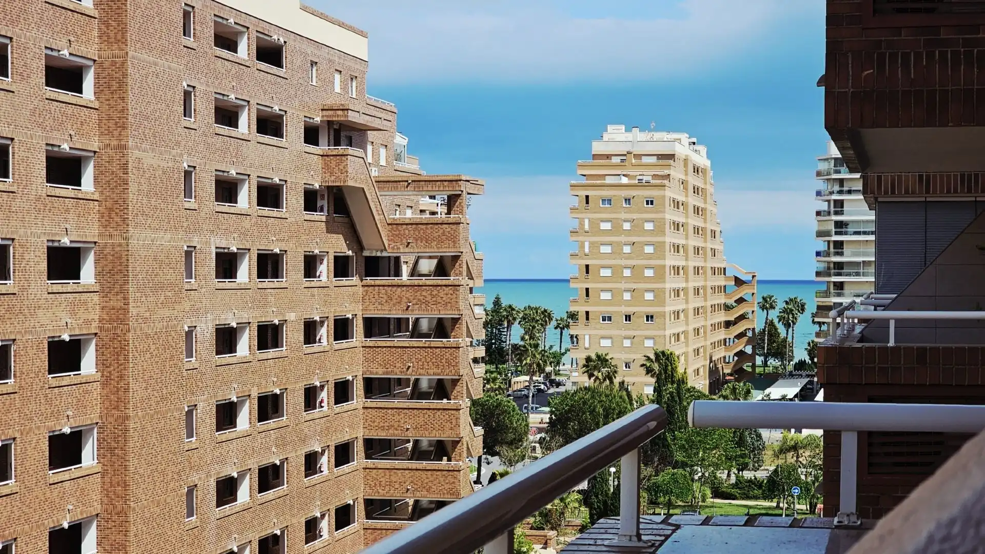 Vista exterior de Apartamento en venta en Oropesa del Mar / Orpesa con Aire acondicionado, Calefacción y Terraza