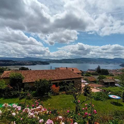 Casa-chalet en Venta en Combarro