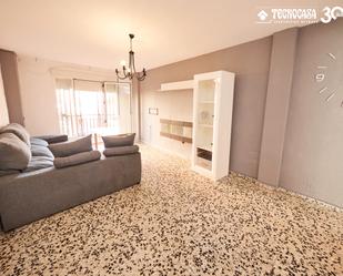 Living room of Flat for sale in  Granada Capital