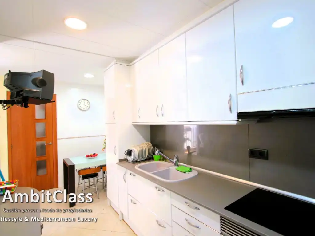 Cocina de Piso en venta en Mataró con Aire acondicionado, Terraza y Internet