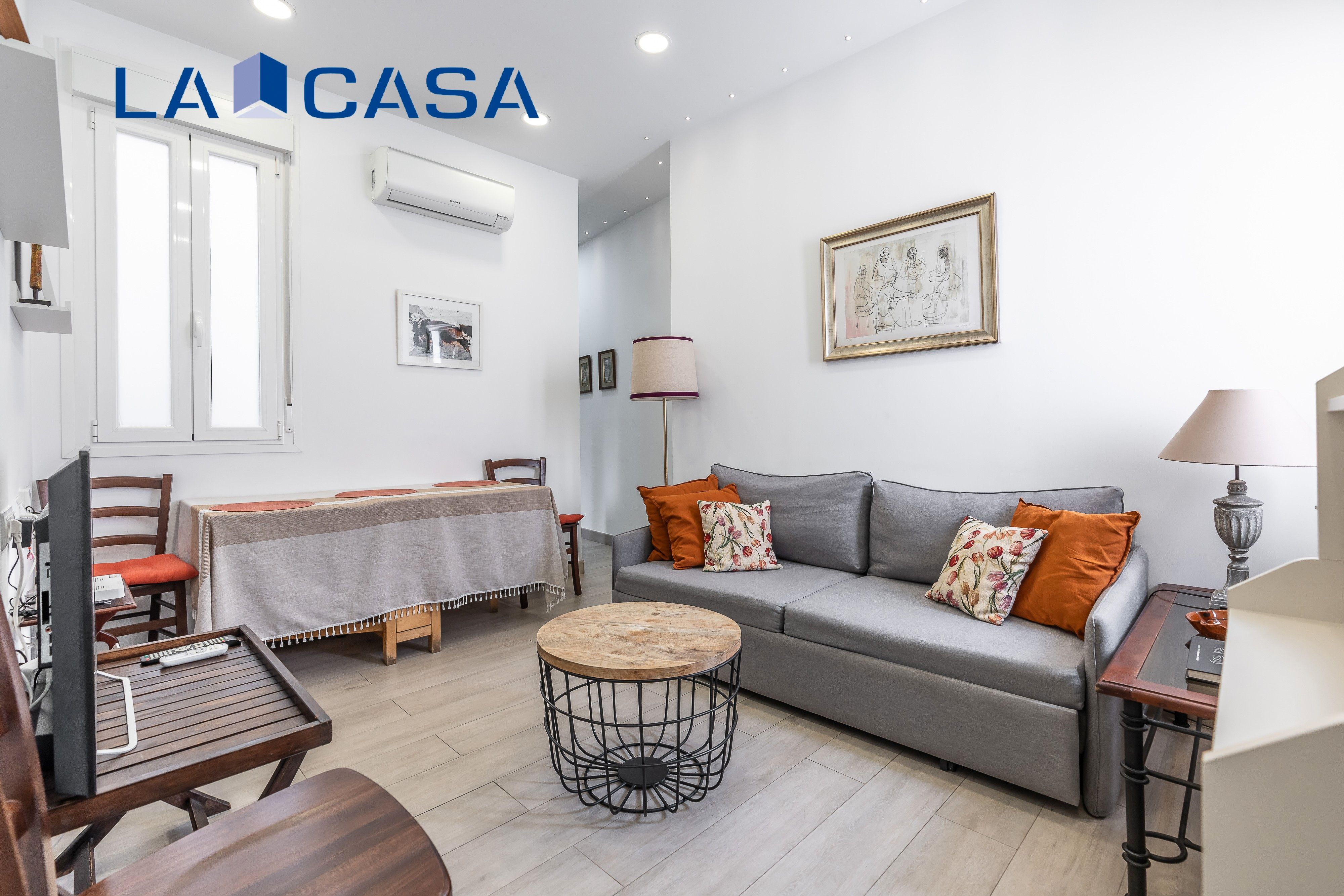 Flat for sale in Calle de Santa Bárbara, Universidad - Malasaña, Centro