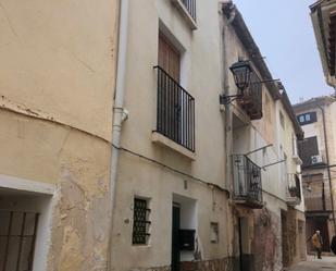 Vista exterior de Casa adosada en venda en Torrecilla de Alcañiz amb Balcó