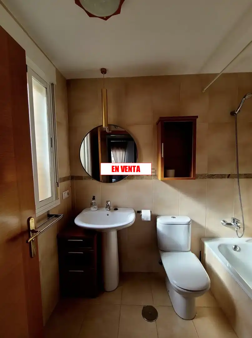 Badezimmer von Dachboden zum Verkauf in Ciudad Real mit Klimaanlage, Heizung und Terrasse