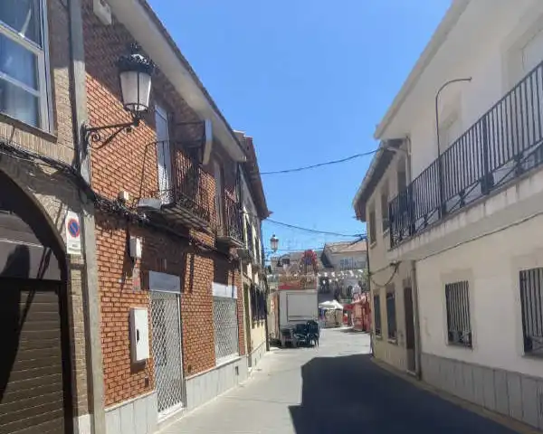 Vista exterior de Piso en venta en Escalona