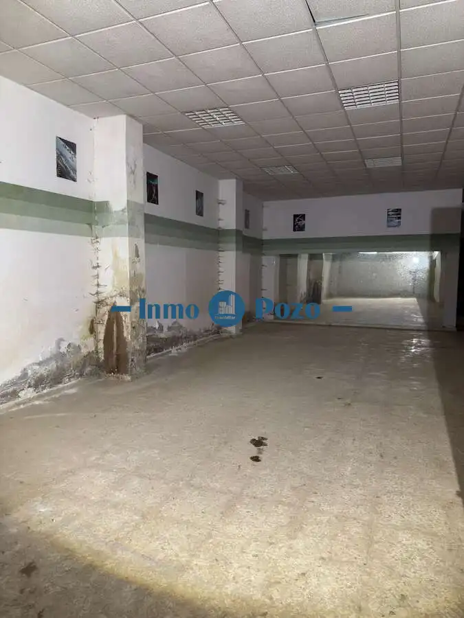 Local en venta en Aljucén