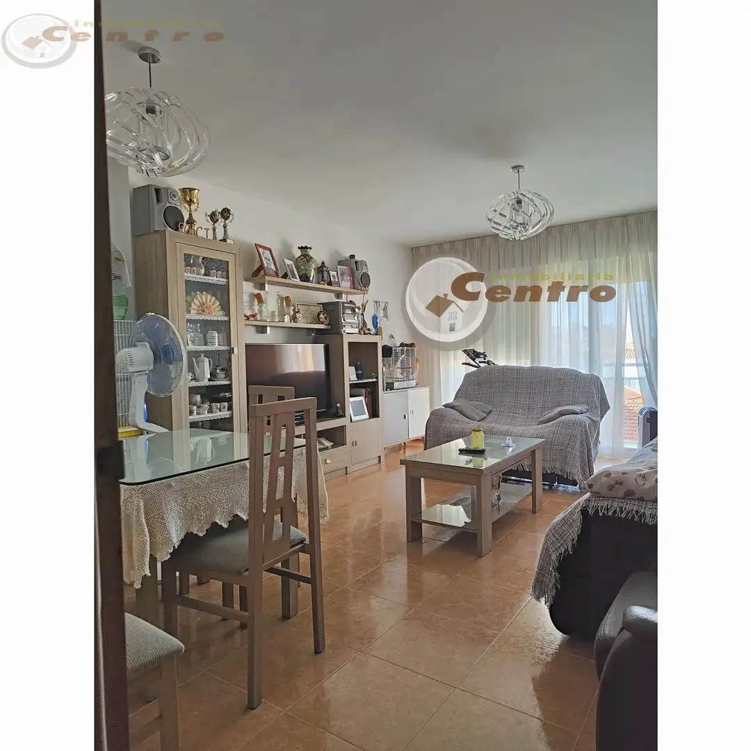 Sala de estar de Piso en venta en Albacete con Calefacción y Balcón