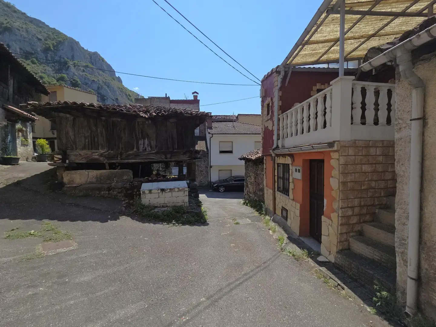 Vista exterior de Ático en venta en Aller con Terraza, Amueblado y Balcón