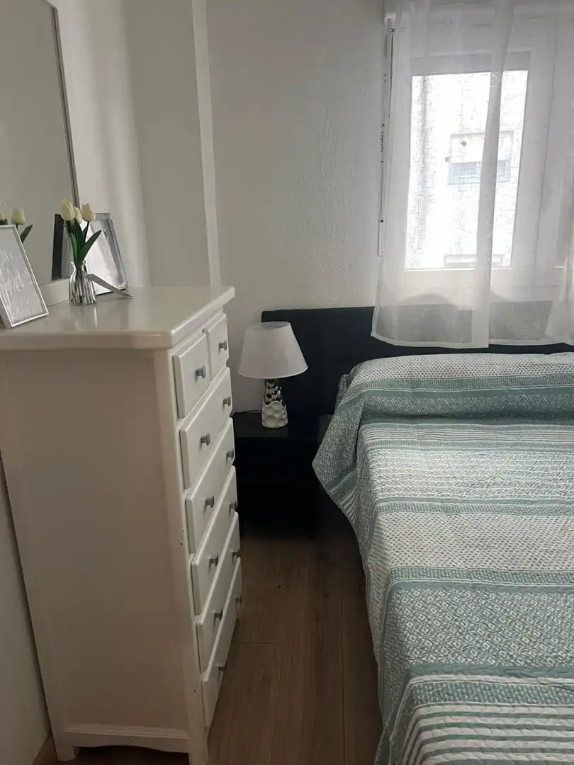 Bedroom of Flat for rent in Torrelavega   with Heating