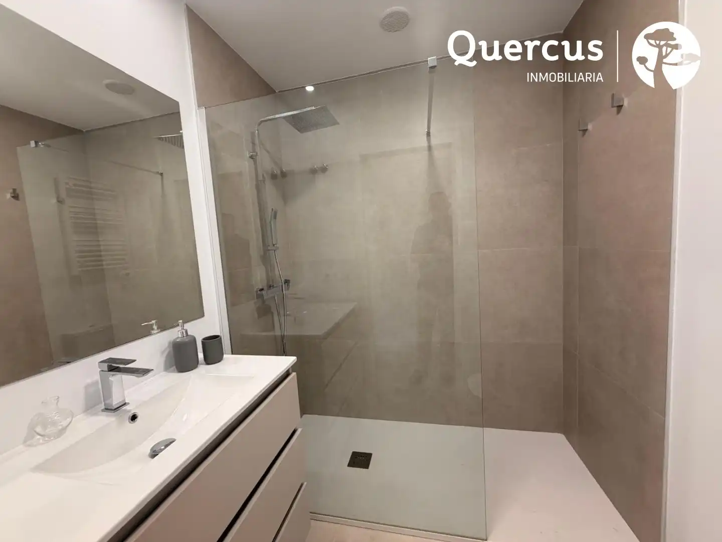 Bathroom of Flat for sale in Segovia  with Heating and Furnished