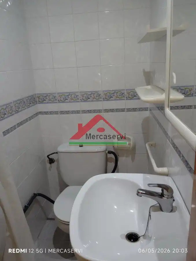 Badezimmer von Wohnungen zum Verkauf in Vinaròs mit Terrasse und Möbliert