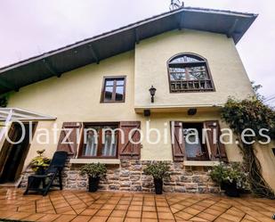 Vista exterior de Casa o xalet en venda en Arrankudiaga amb Calefacció i Terrassa