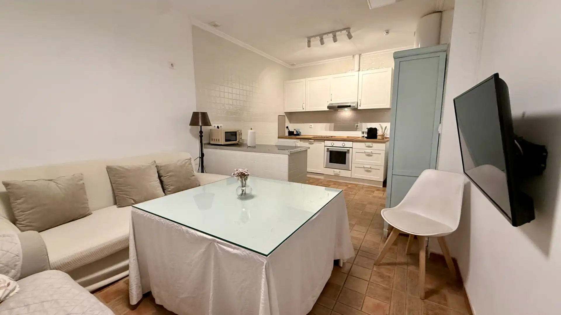 Cocina de Piso de alquiler en Cádiz con Amueblado, Horno y Lavadora