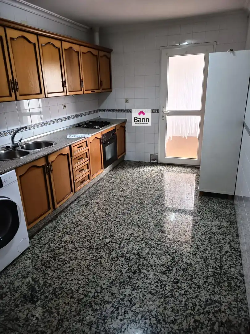 Cocina de Piso en venta en Córdoba con Terraza y Balcón