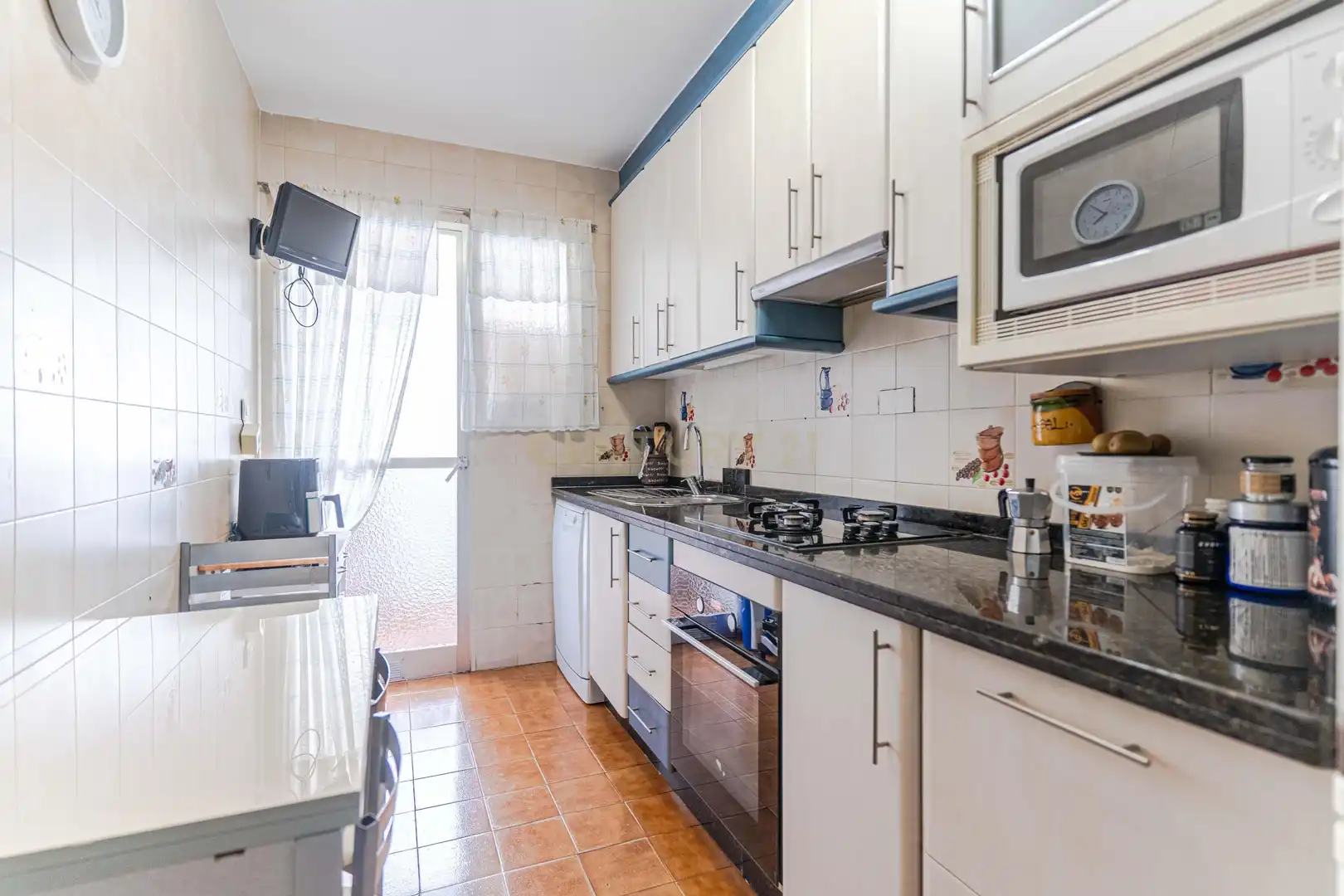 Cuina de Apartament en venda en Salobreña amb Aire condicionat, Forn i Rentadora