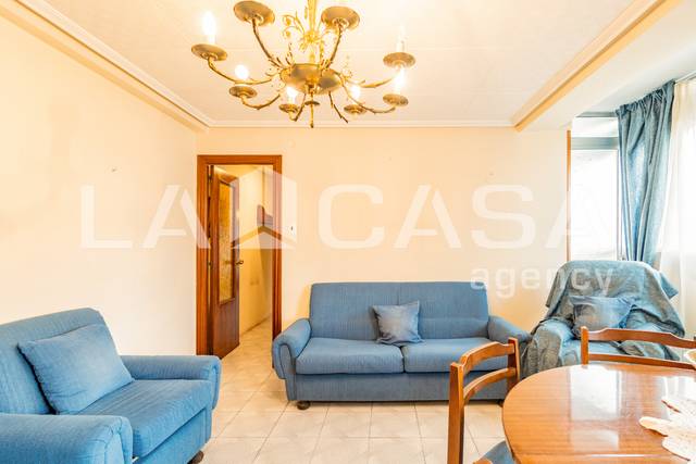 Piso en Venta en Avinguda de Blasco Ibáñez en L'Amistat