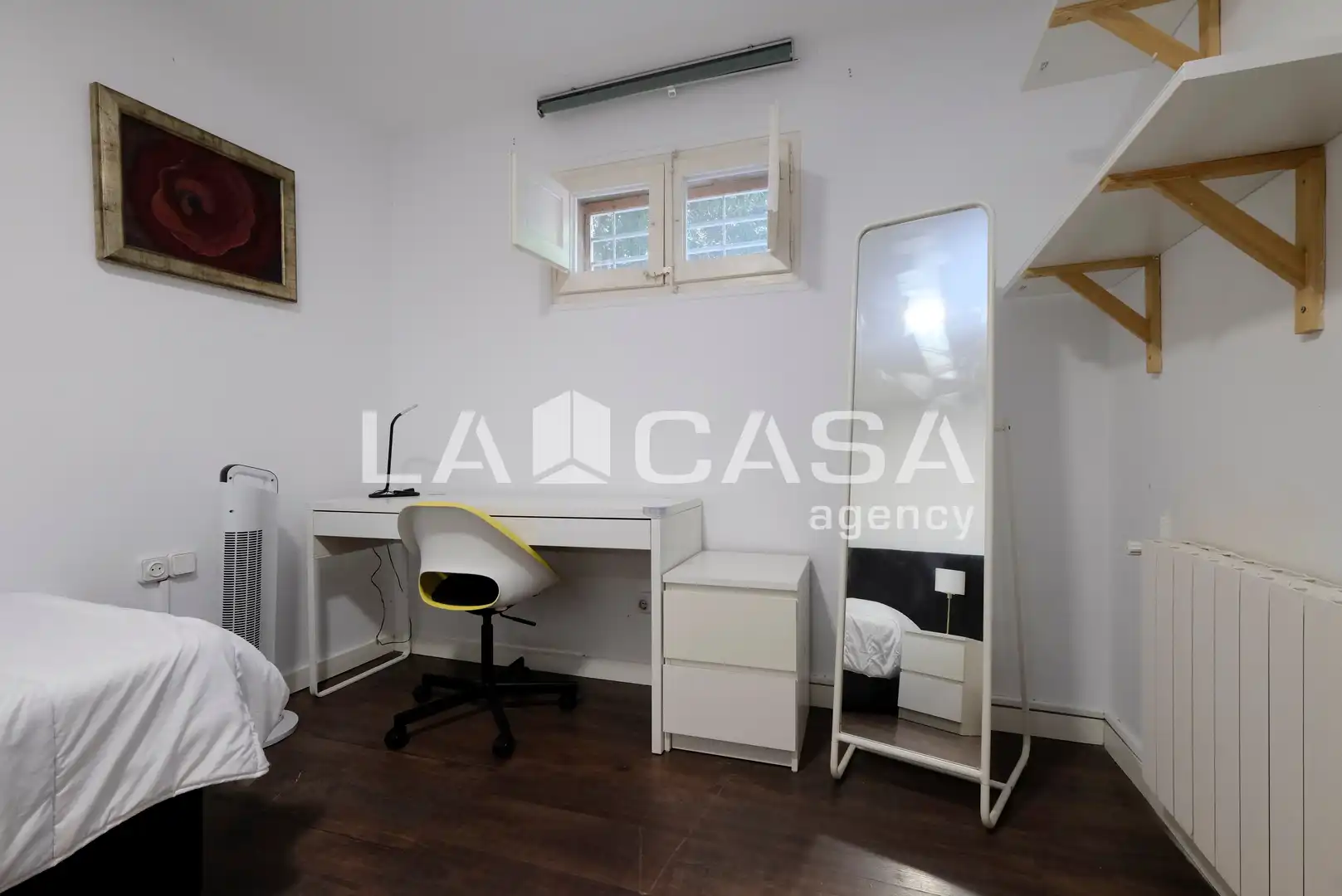 Flat for sale in Barcelona  with Heating