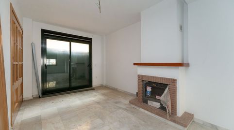 Foto 3 de Casa adosada en venda a C/ Grosella, El Limonar, Vélez-Málaga