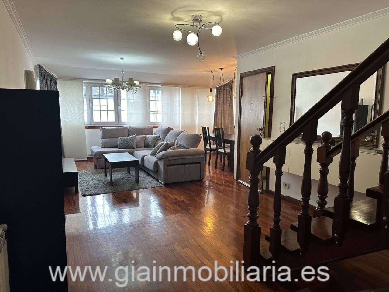 Sala de estar de Dúplex de alquiler en O Porriño   con Calefacción, Parquet y Amueblado