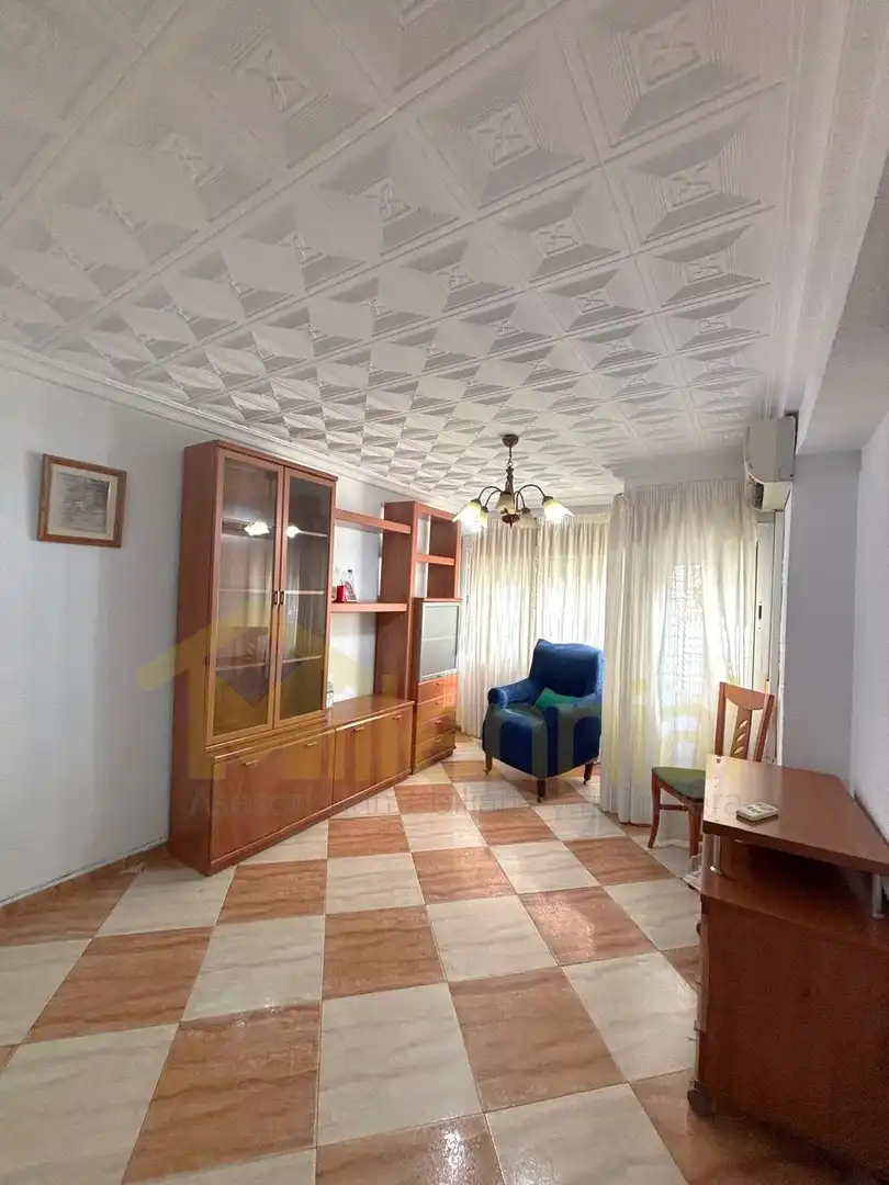 Sala d'estar de Pis en venda en Sevilla amb Aire condicionat