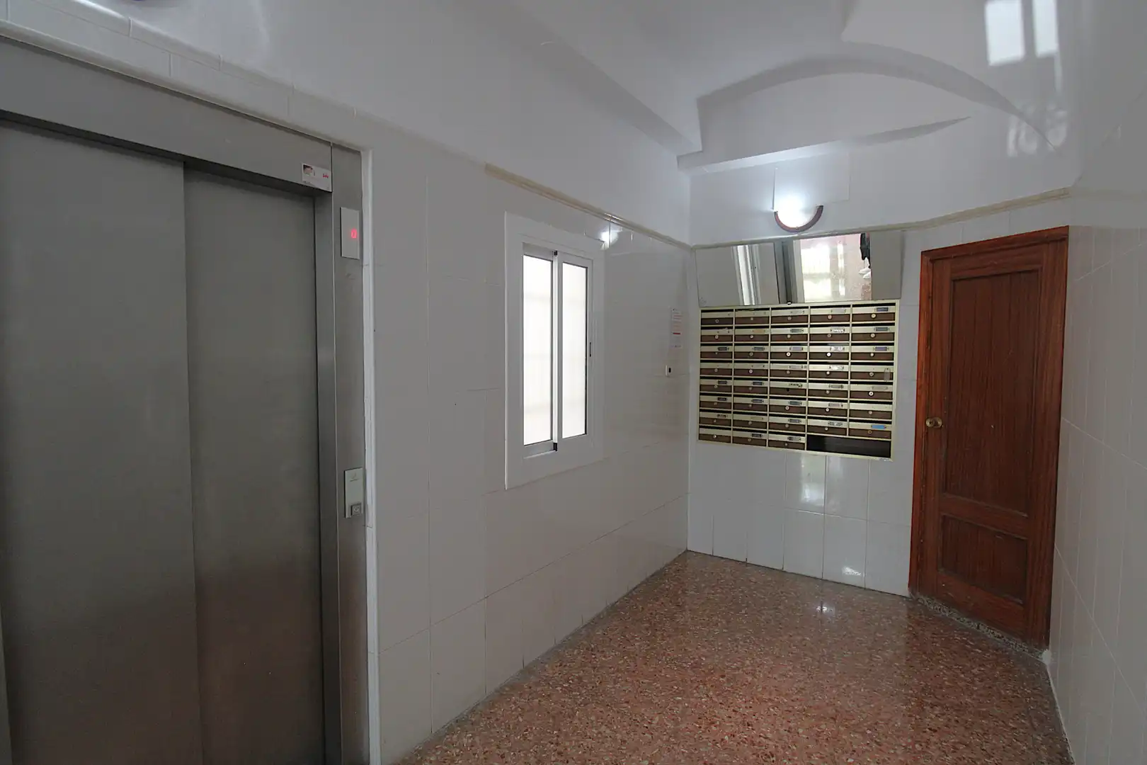 Flat for sale in Valencia  with Air Conditioner, Heating and Balcony
