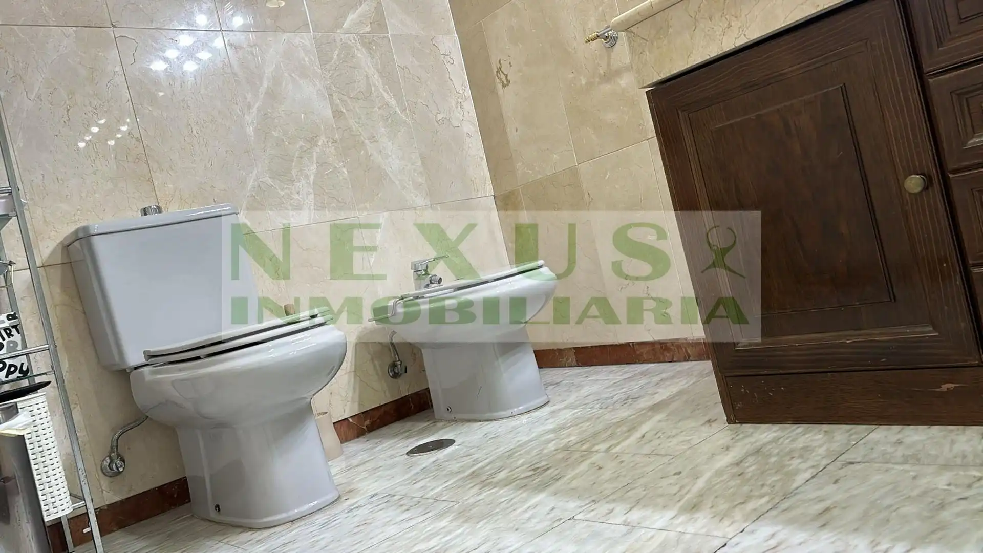 Bathroom of Flat for sale in Cáceres  with Air Conditioner, Heating and Storage room