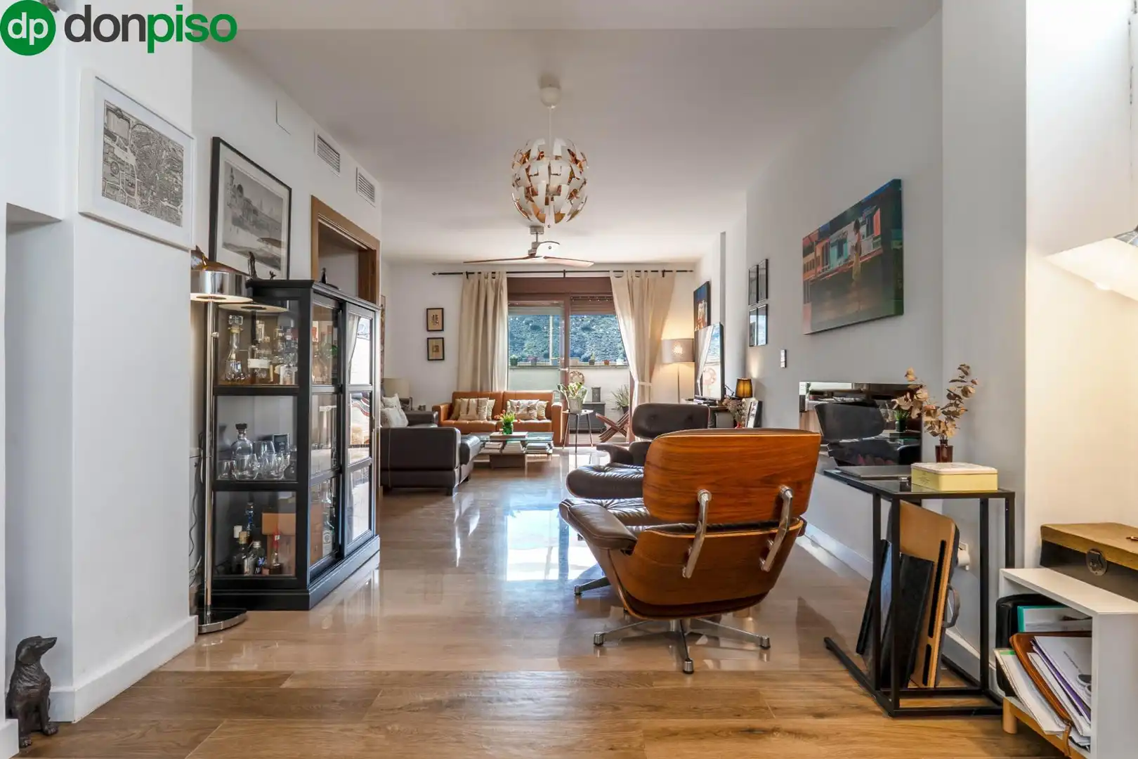 Wohnzimmer von Einfamilien-Reihenhaus zum Verkauf in Granada mit Klimaanlage und Terrasse