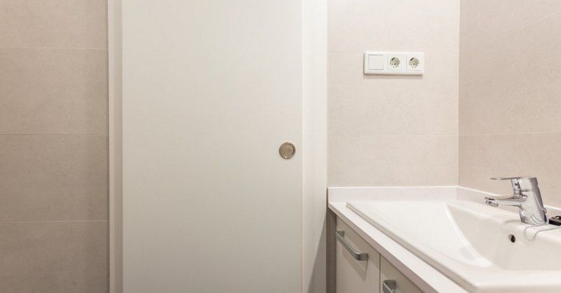 Bathroom of Flat to rent in Oviedo   with Air Conditioner and Pets allowed