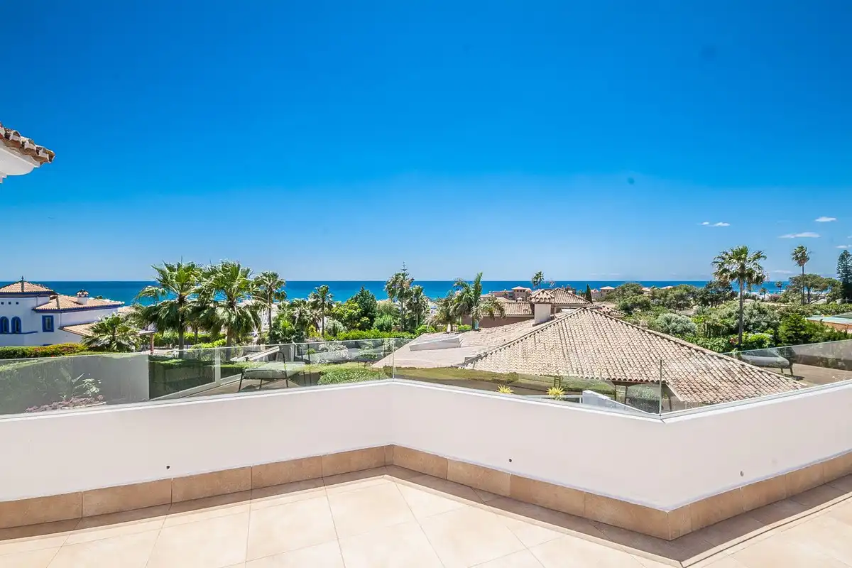 Chalet con terraza en venta en Calle Estepona 5, imagen 37