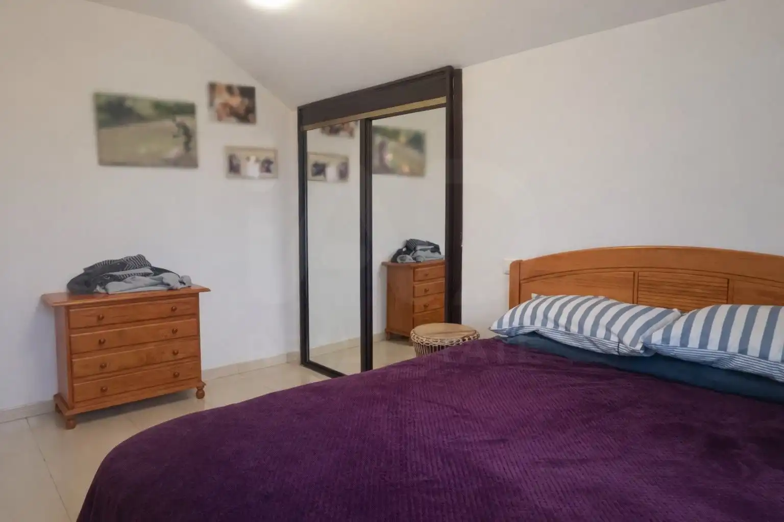 Schlafzimmer von Dachboden zum Verkauf in Molledo mit Terrasse
