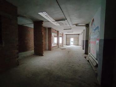 Local comercial en venda a Úbeda