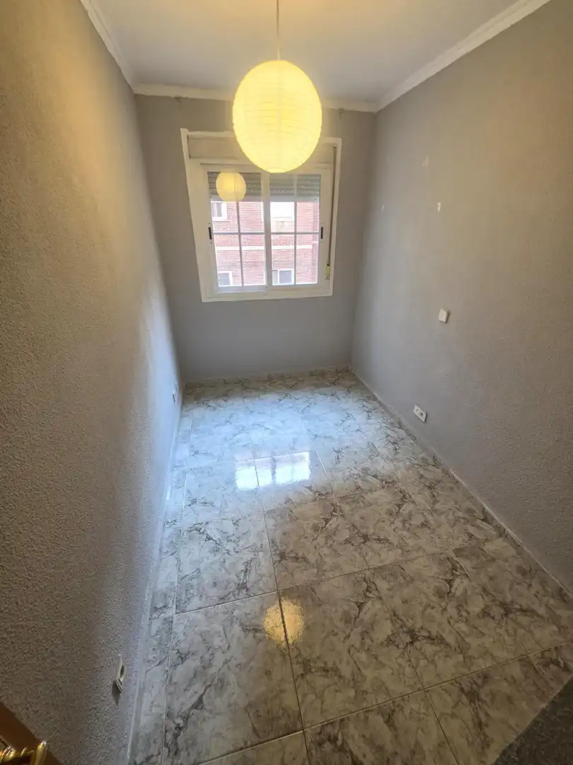 Bedroom of Flat for sale in Valdemoro  with Air Conditioner and Heating
