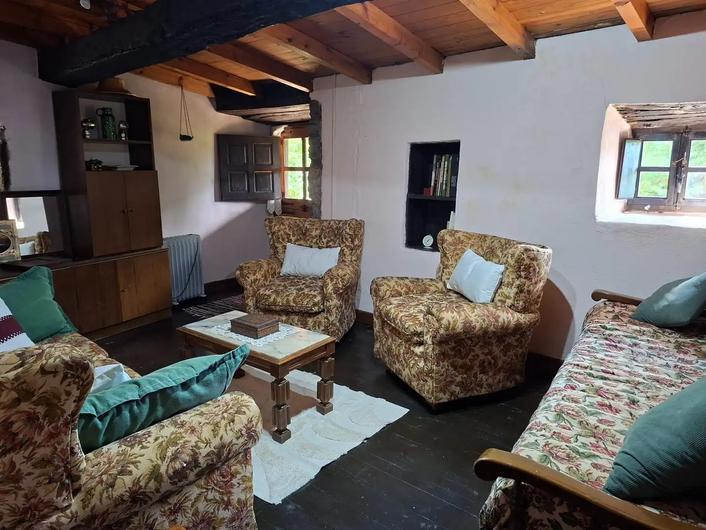 Sala d'estar de Finca rústica en venda en Borrenes amb Terrassa i Balcó