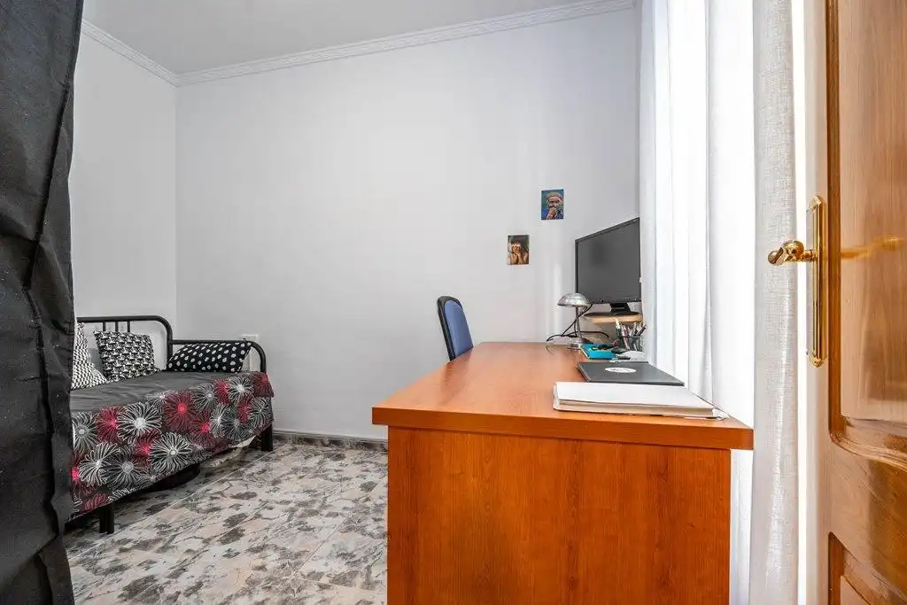 Piso con ascensor en venta en Calle Águila, imagen 18