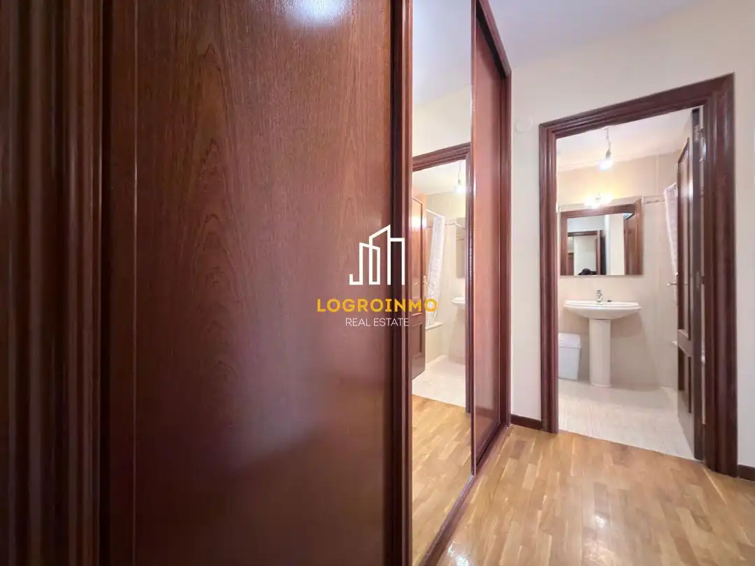 Bedroom of Flat for sale in Lardero  with Heating, Storage room and Furnished