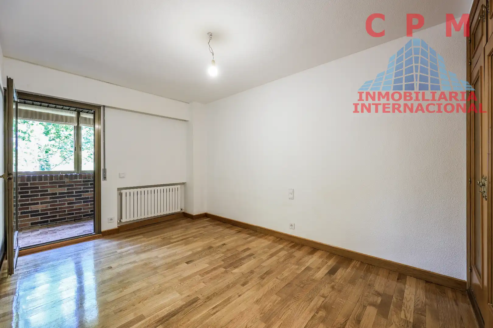 Dormitori de Pis de lloguer en Madrid amb Aire condicionat, Calefacció i Parquet