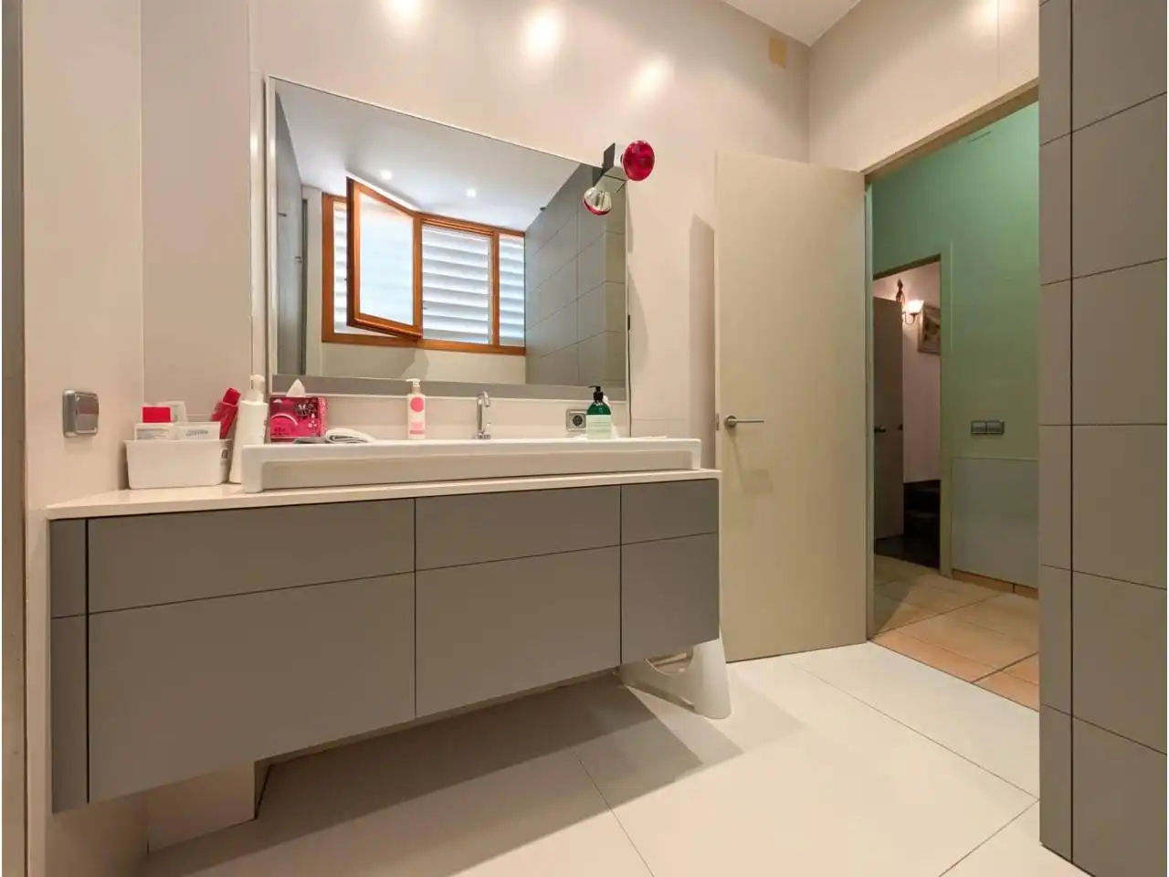 Bathroom of Houses for sale in Banyoles  with Air Conditioner, Heating and Private garden