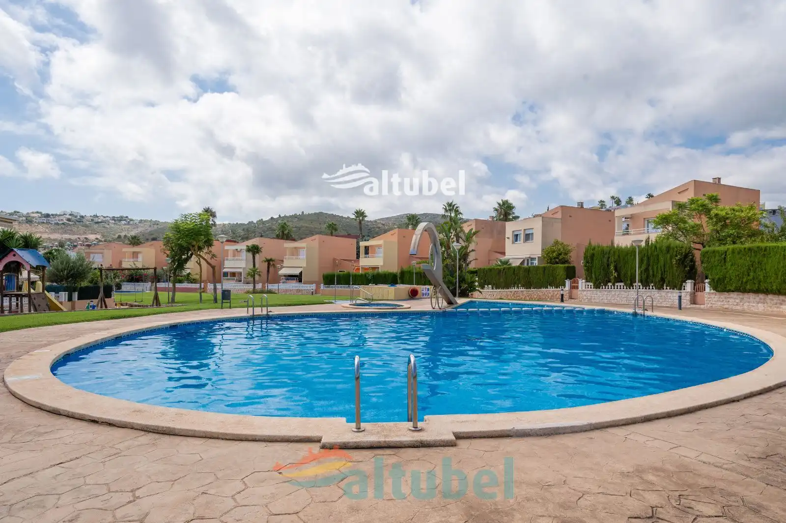 Swimming pool of Houses for sale in Peñíscola / Peníscola  with Air Conditioner, Terrace and Swimming Pool