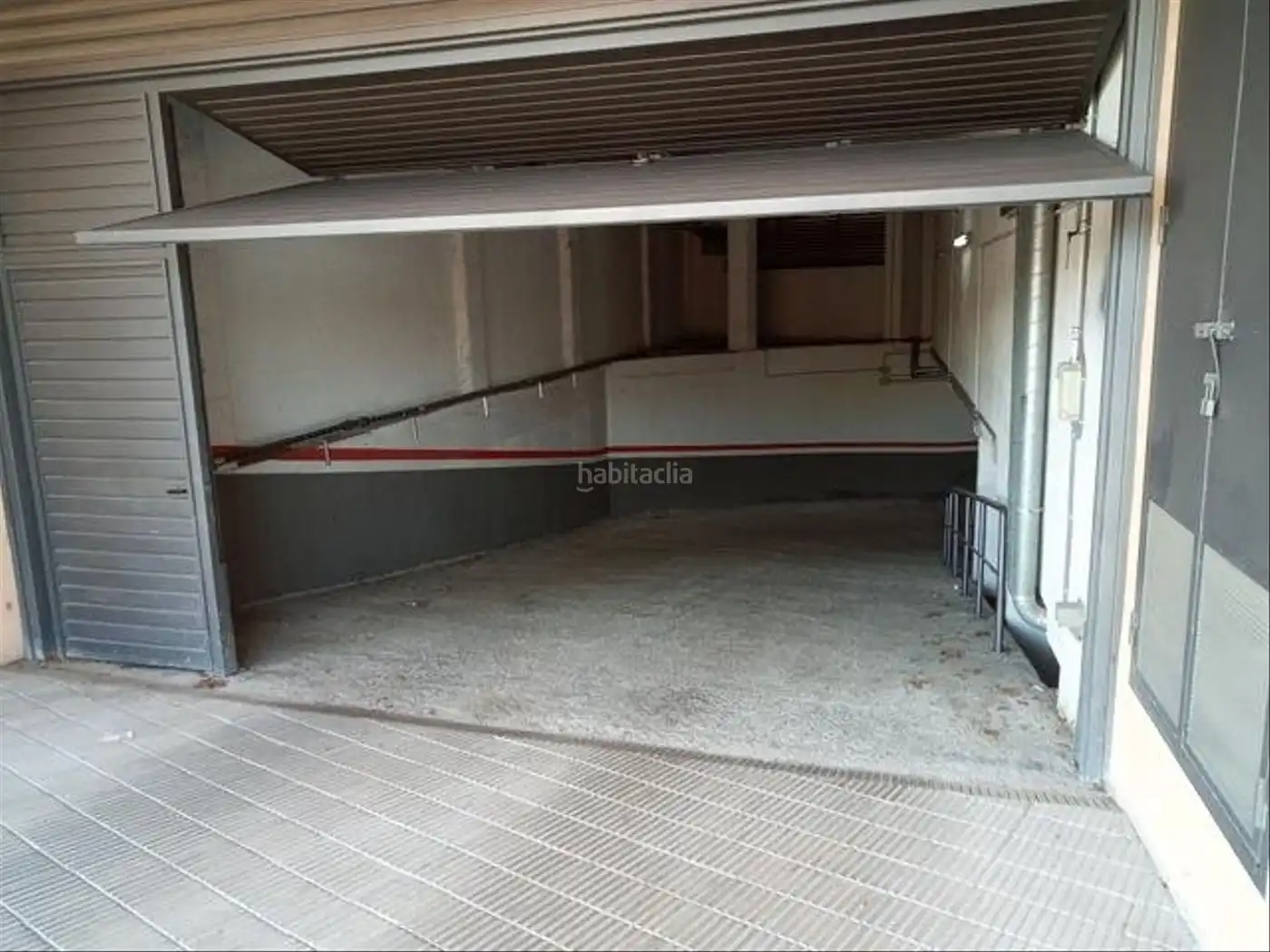 Individual en alquiler en Carrer de Mossèn Josep Forn 35