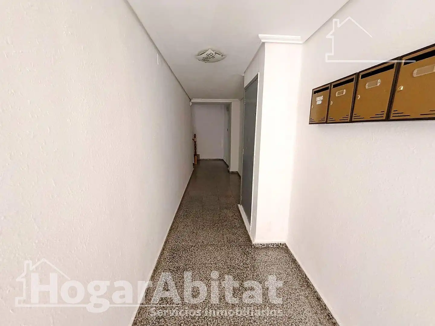 Wohnung zum Verkauf in Cheste mit Klimaanlage, Heizung und Terrasse