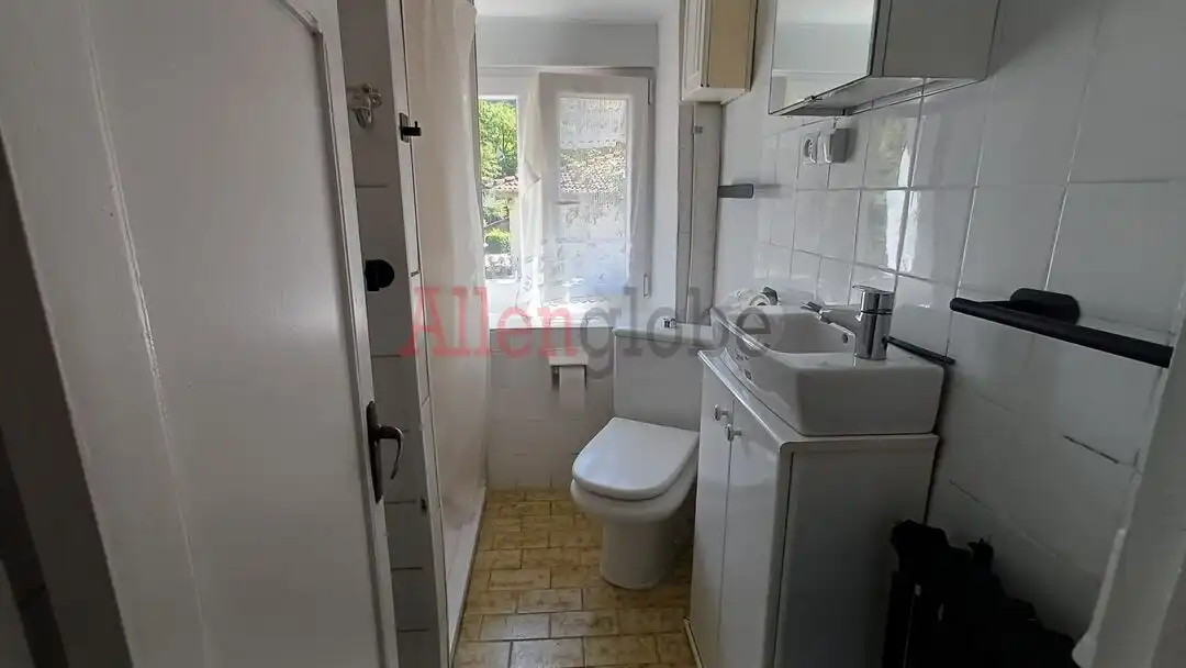 Baño de Casa o chalet en venta en Proaza con Calefacción, Jardín privado y Terraza