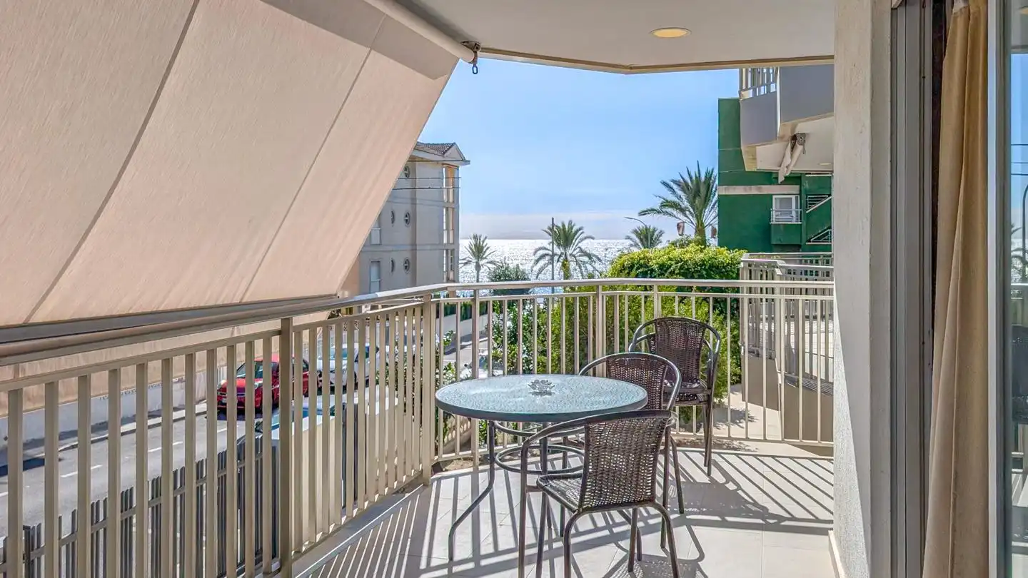Terraza de Piso en venta en Santa Pola con Terraza, Trastero y Amueblado