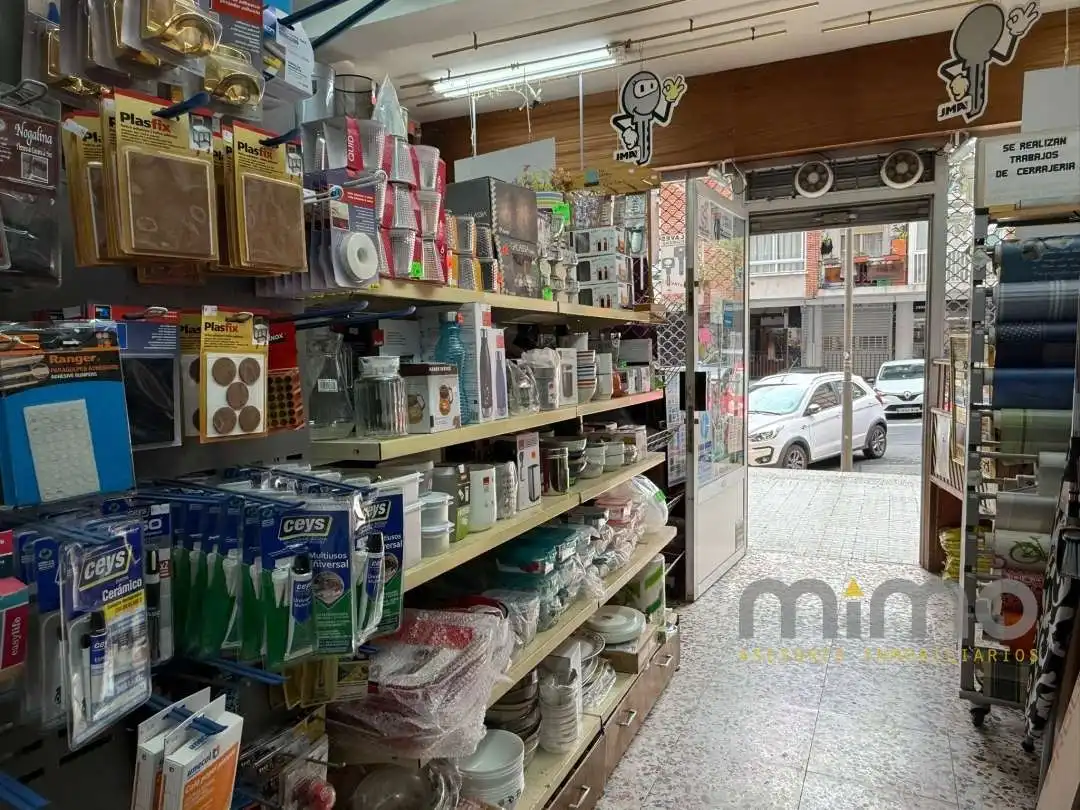 Local comercial en venda a Txirrita Bertsolaria PasealeKua 14, imagen 6