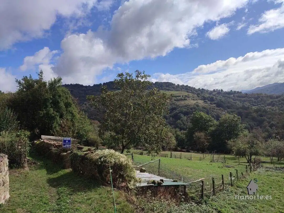 Terreni e lotti in vendita a Aldea Riparape