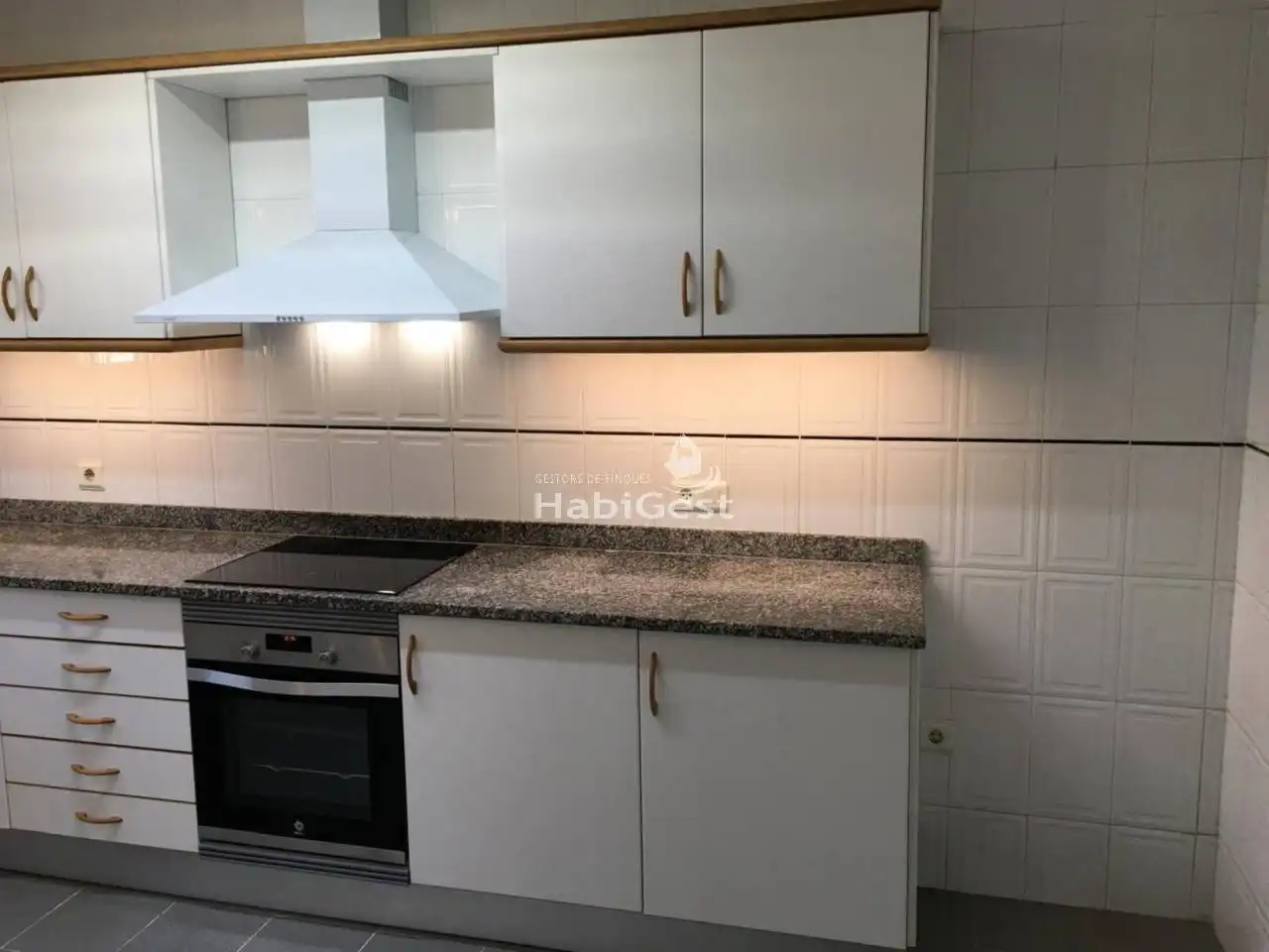 Cocina de Casa adosada en venta en Quart con Aire acondicionado, Calefacción y Terraza