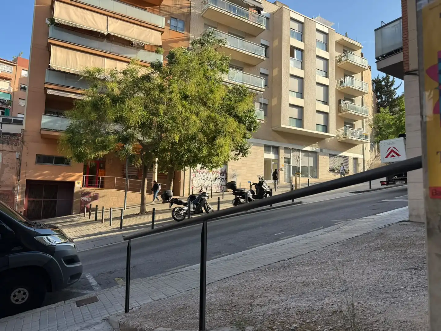 Local comercial en venda a Barcelona - Calle Llobregós, imagen 12