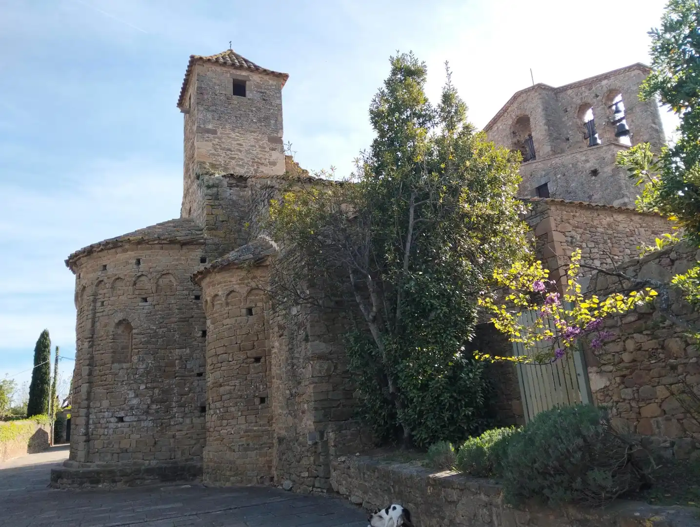 Vista exterior de Àtic de lloguer en Ullastret