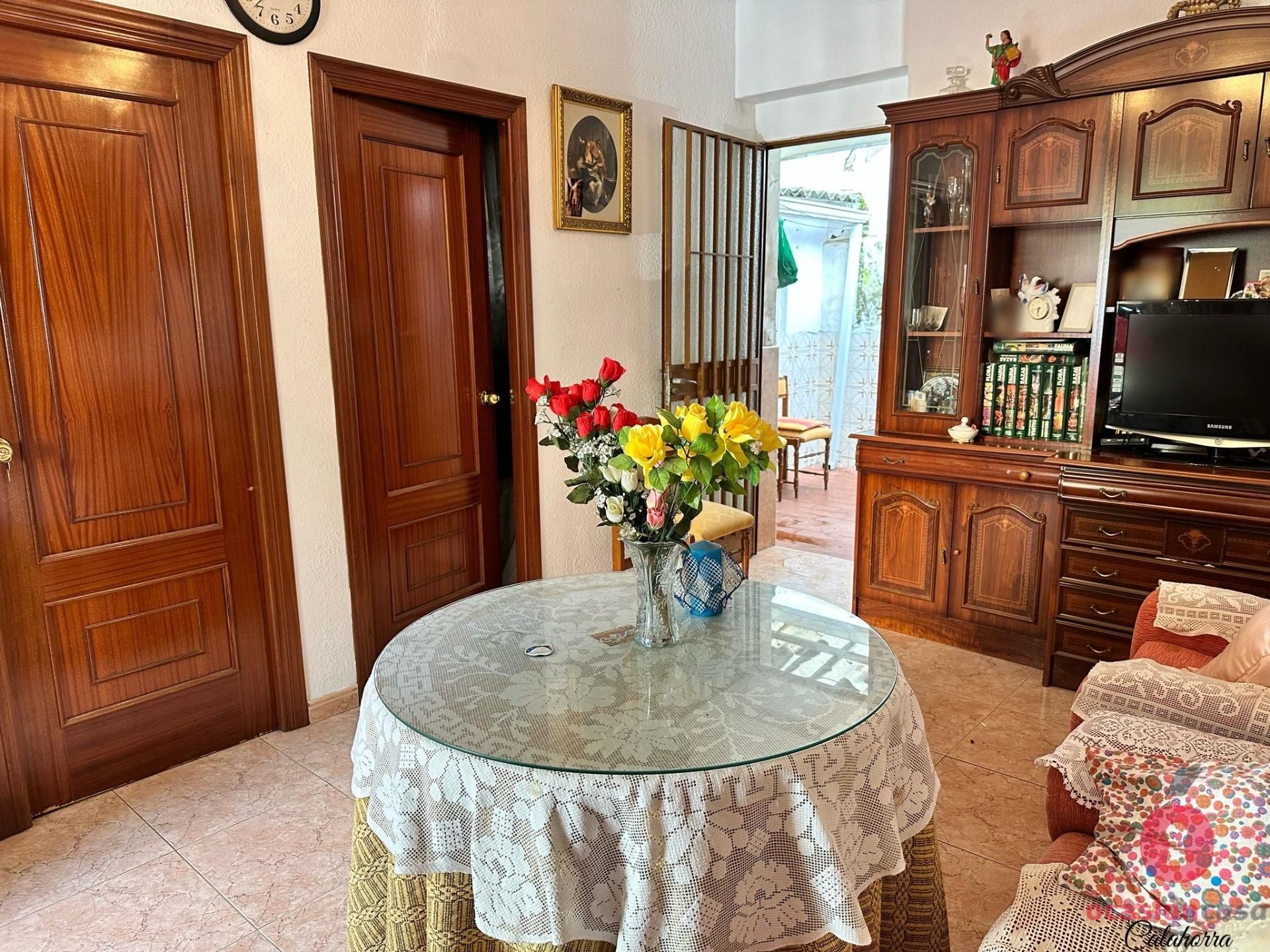 House or chalet for sale in Campo de la Verdad - Miraflores