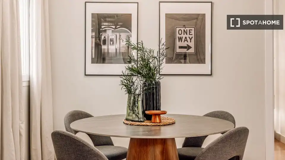 Dining room of Apartments for share in Madrid  with Air Conditioner, Terrace and Furnished